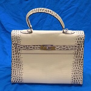 LIKE Hermes Birkin Cream Crocodile-Embossed Handbag